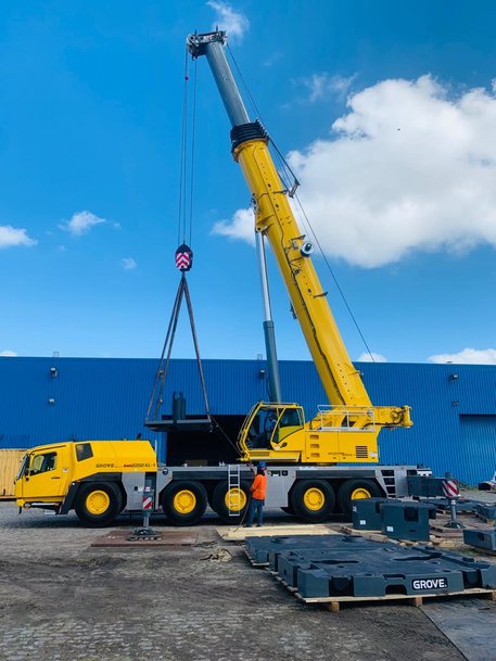 Sistermi bolsters fleet with Brazil’s first Grove GMK5250XL-1